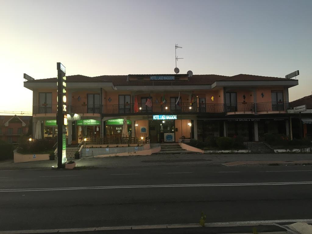 Hotel Lago Maggiore كاستيلّيتّو سوبرا تي المظهر الخارجي الصورة